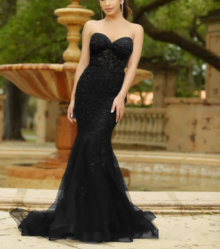 Evening Dress Sweetheart Neckline Open Back Length Floor length Applique Beaded Lace Tulle Black Formal Dress